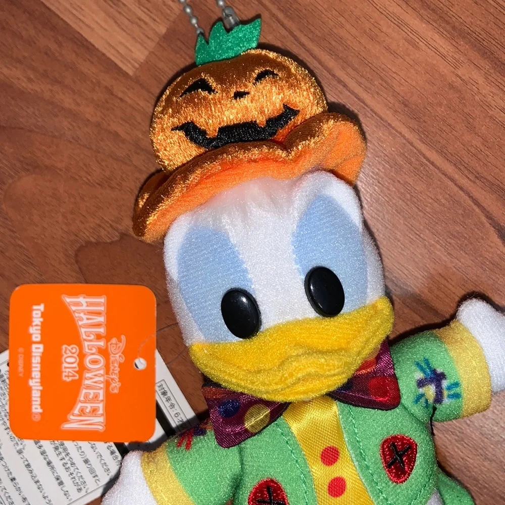 NWT Tokyo Disneyland Daisy Duck Halloween 🎃 2014 Plush